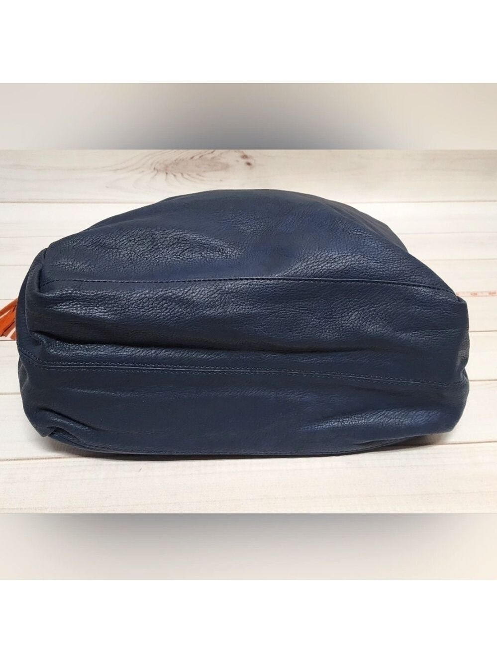 Donna Bella Large Navy Handbag - New With Tags - Picture 7 of 9